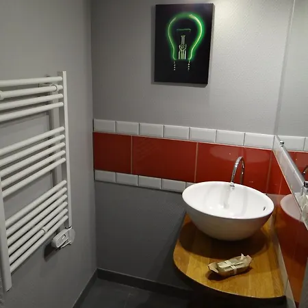 Aux Oiseaux De Passage * ロスハイム